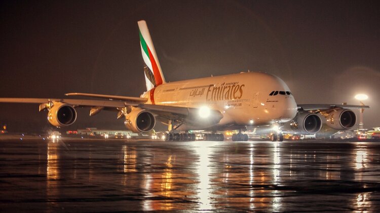 Linie Emirates wprowadzają flagowy samolot Airbus A380 na trasie do Moskwy nowe produkty/usługi, transport - Jedyny przewoźnik oferujący regularne loty A380 na lotnisko Domodiedowo