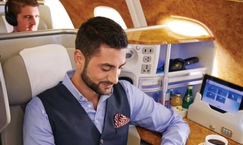 Emirates rozszerzyły ofertę darmowego Wi-Fi na pokładzie