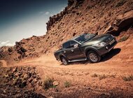 Mitsubishi L200 zdobywa nagrodę Carbuyer 2018 wydarzenia, zainteresowania/hobby - Mitsubishi L200 z powodzeniem obroniło tytuł "Best Pickup", zdobywając drugi rok z rzędu nagrodę Carbuyer Awards. Jurorzy przyznając zwycięstwo Mitsubishi L200 docenili jego wysoki standard wyposażenia, osiągi oraz imponujące walory jezdne, zarówno na asfalcie, jak i w terenie.