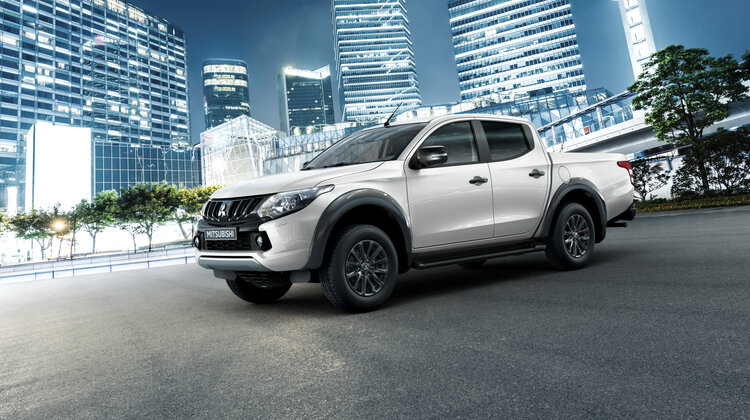 L200 z nagrodą Best Pickup 2019 media/marketing/reklama, transport - Mitsubishi L200 otrzymało nagrodę „Best Pick-up” w konkursie Parkers New Car Awards 2019. Nagrody Parkers New Car Awards przyznawane są już drugi rok i dzięki wielu kategoriom odzwierciedlają nawyki kupowania samochodu przez użytkowników witryny. Nagrody ustanowiono dla wyłonienia najlepszych pojazdów w każdym sektorze rynku.