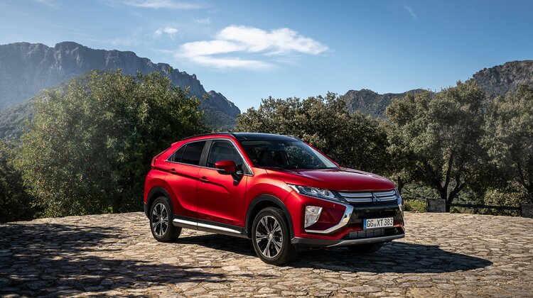 Tytuł Samochodu Roku 2019 RJC dla Mitsubishi Eclipse Cross handel, media/marketing/reklama - Firma Mitsubishi Motors Corporation ogłosiła, że SUV Eclipse Cross otrzymał tytuł «RJC Car of the Year 2019», przyznany przez stowarzyszenie japońskich dziennikarzy motoryzacyjnych „Researchers' & Journalists Conference of Japan” (RJC). Zwycięzcę ogłoszono podczas finałowej konferencji, po głosowaniu, które odbyło się 13 listopada.