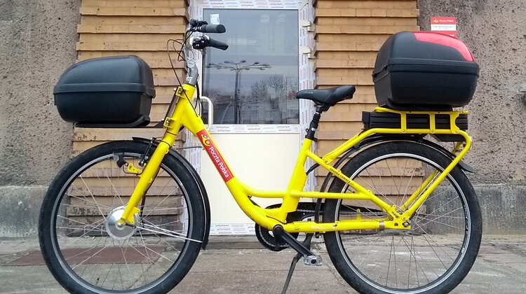 Poczta Polska testuje elektryczne rowery i skutery dla listonoszy nowe produkty/usługi, transport - W ramach projektu „Elektromobilność” pocztowcy sprawdzą w terenie Skuter Cargo oraz rower firmy Zasada Bikes. Testy ruszają  w tym tygodniu w Gliwicach oraz Raszynie