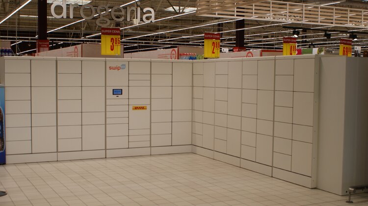 Największy w Polsce automat SwipBox stanął w Carrefour na warszawskim Targówku